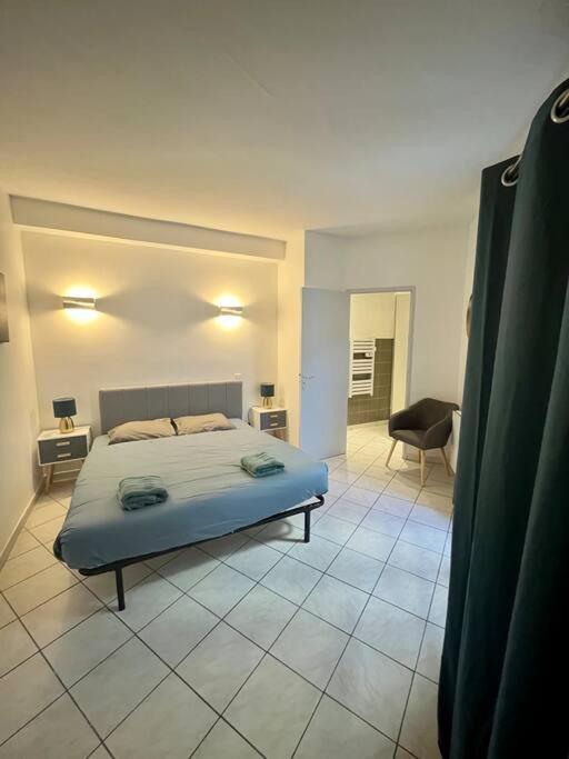 "La Maison Fabrin" Appart N2 Arles Centre Bagian luar foto